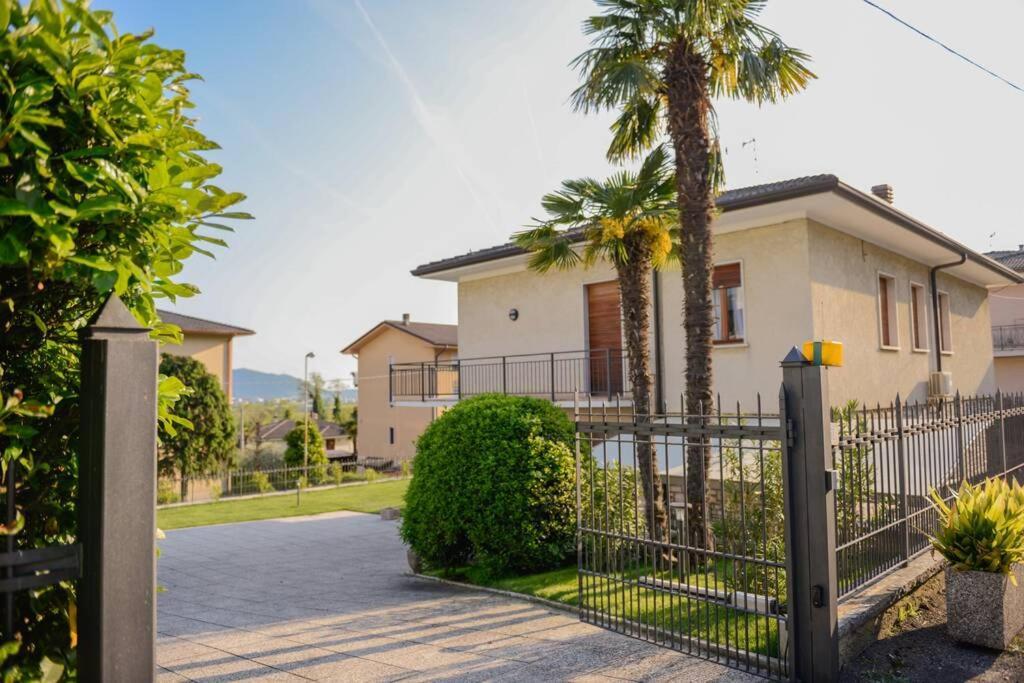 Villa Viola-Comoda Villetta A كابرينو فيرونيسي المظهر الخارجي الصورة